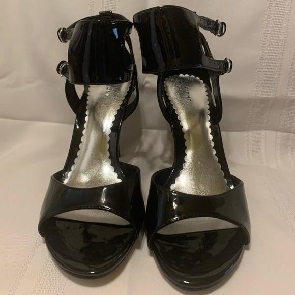 Open Toe Heels - Picture 1 of 8